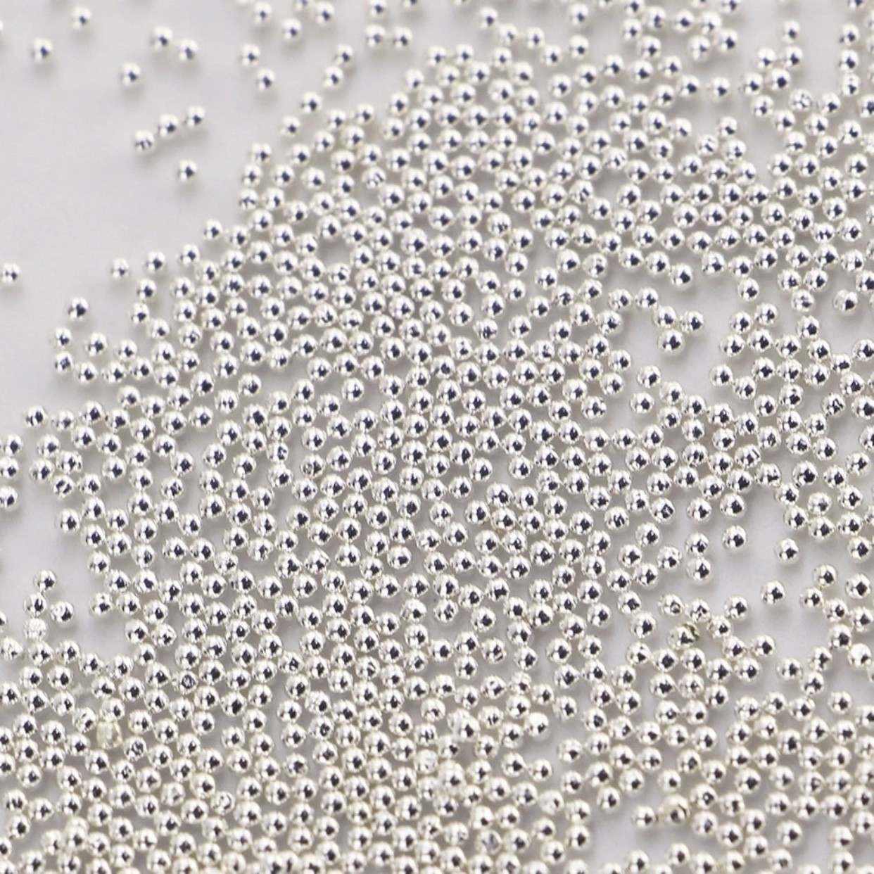 temp393 Perlen Silver 0,6 mm